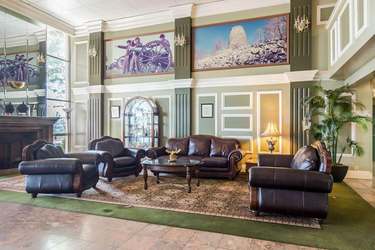 Plaza Inn & Suites Хагерстаун Экстерьер фото