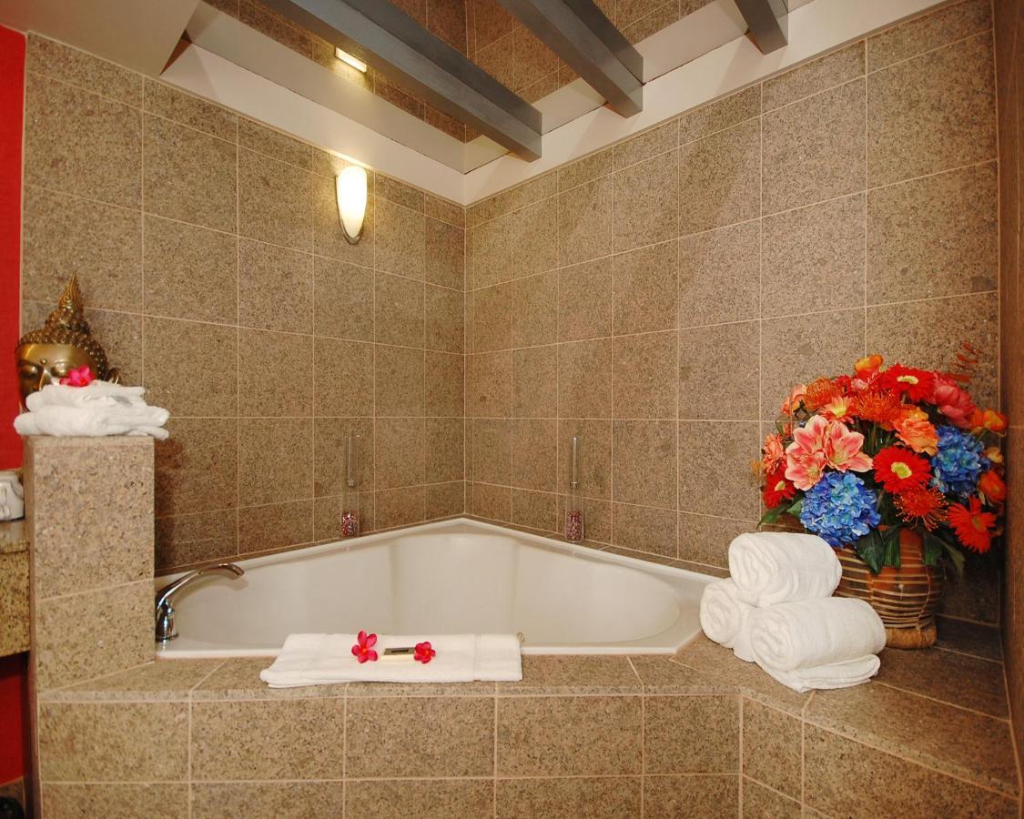 Plaza Inn & Suites Хагерстаун Экстерьер фото